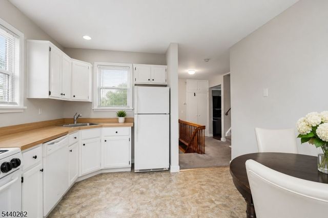 70 Elm St, Montclair Twp., NJ 07042