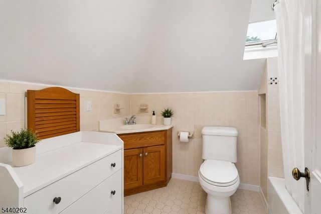 70 Elm St, Montclair Twp., NJ 07042