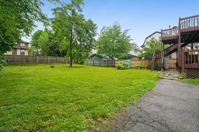 70 Elm St, Montclair Twp., NJ 07042