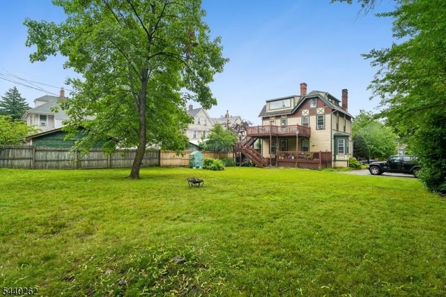 70 Elm St, Montclair Twp., NJ 07042