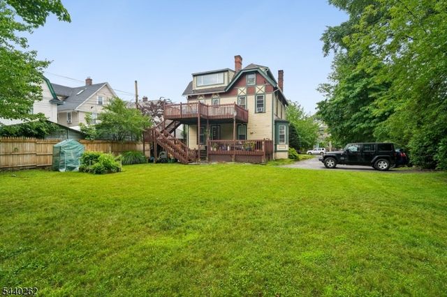70 Elm St, Montclair Twp., NJ 07042