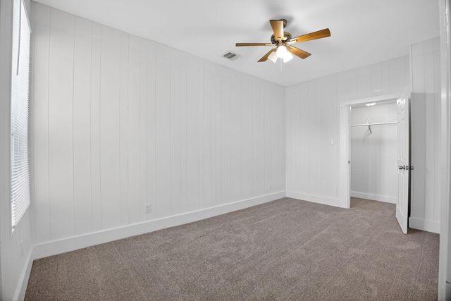 304 W Vulcan Street, Brenham, TX 77833