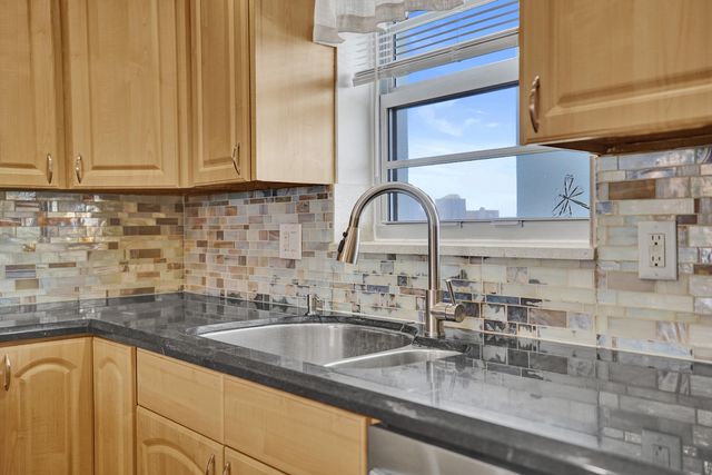 3051 NE 48th Street 702, Fort Lauderdale, FL 33308