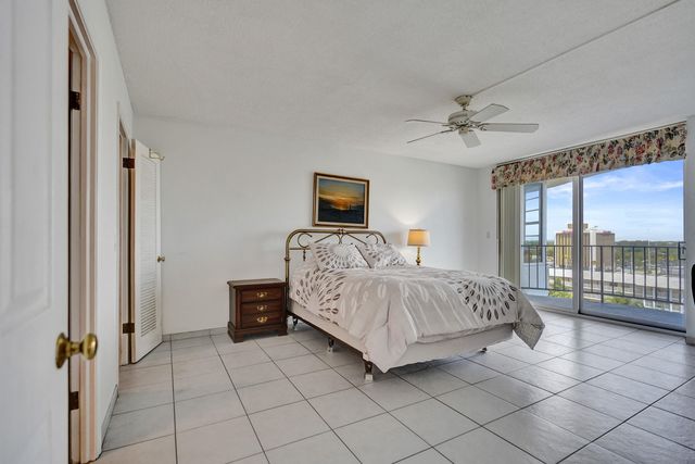 3051 NE 48th Street 702, Fort Lauderdale, FL 33308