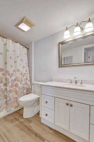 3051 NE 48th Street 702, Fort Lauderdale, FL 33308