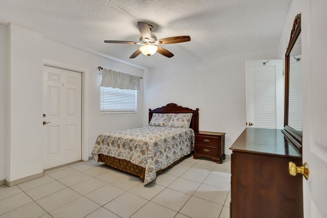 3051 NE 48th Street 702, Fort Lauderdale, FL 33308