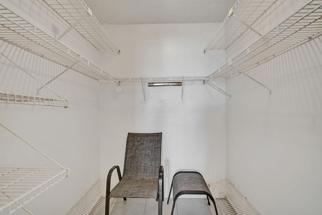 3051 NE 48th Street 702, Fort Lauderdale, FL 33308