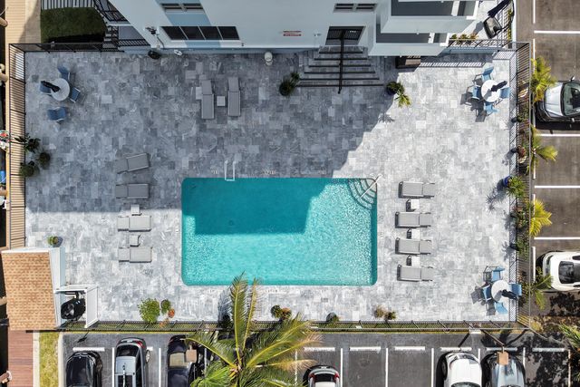 3051 NE 48th Street 702, Fort Lauderdale, FL 33308