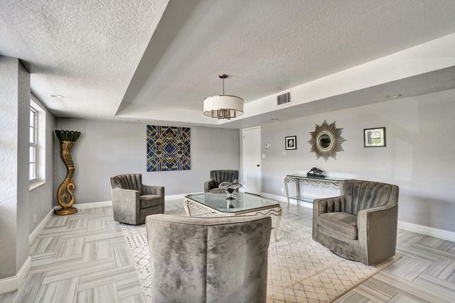 3051 NE 48th Street 702, Fort Lauderdale, FL 33308