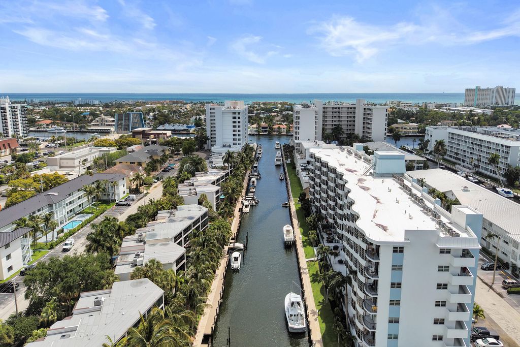 3051 NE 48th Street 702, Fort Lauderdale, FL 33308