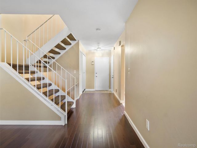 26910 W 12 Mile Road, Southfield, MI 48034