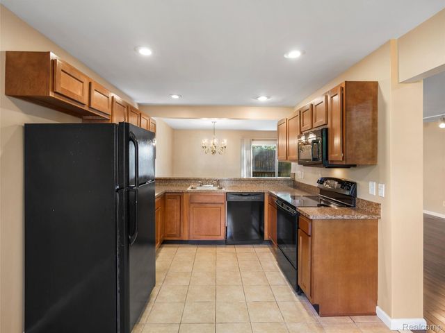 26910 W 12 Mile Road, Southfield, MI 48034