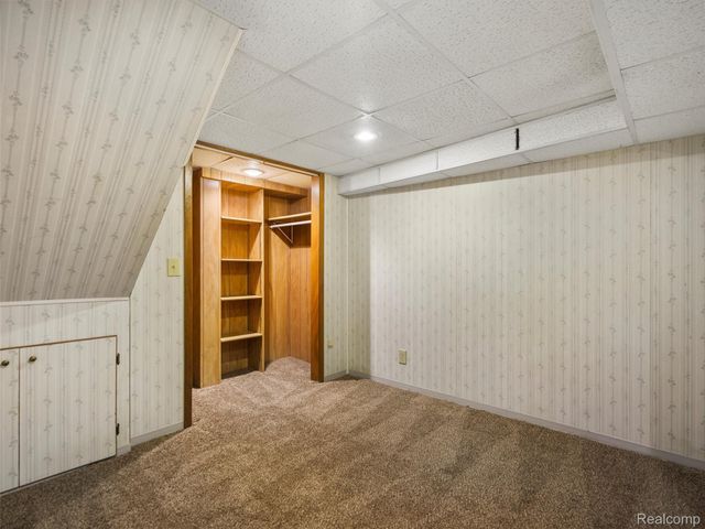 26910 W 12 Mile Road, Southfield, MI 48034