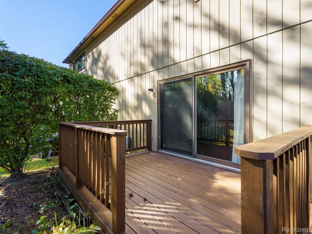 26910 W 12 Mile Road, Southfield, MI 48034