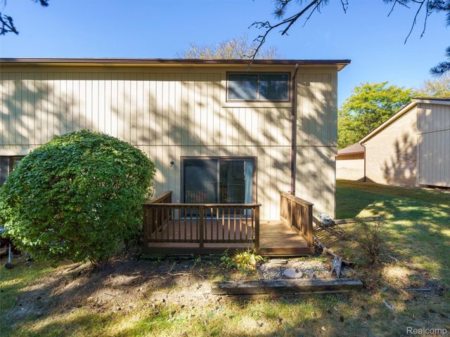 26910 W 12 Mile Road, Southfield, MI 48034