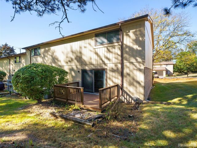 26910 W 12 Mile Road, Southfield, MI 48034