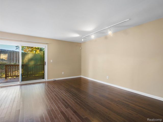 26910 W 12 Mile Road, Southfield, MI 48034