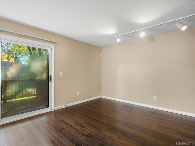 26910 W 12 Mile Road, Southfield, MI 48034