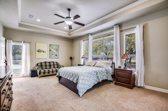 109 Kendra DR, Liberty Hill, TX 78642