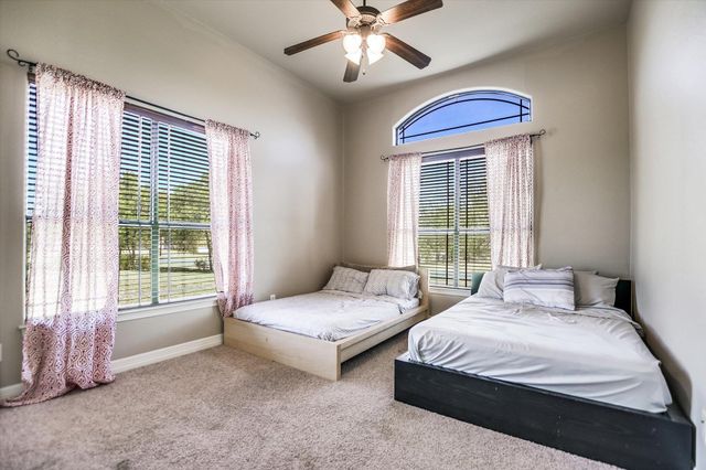 109 Kendra DR, Liberty Hill, TX 78642