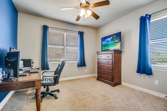 109 Kendra DR, Liberty Hill, TX 78642