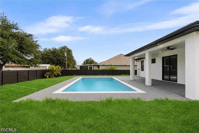 1414 NE 18th AVE, Cape Coral, FL 33909