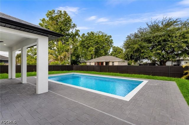 1414 NE 18th AVE, Cape Coral, FL 33909