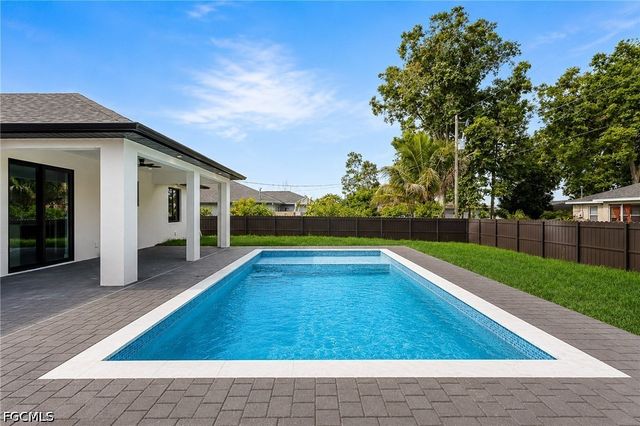 1414 NE 18th AVE, Cape Coral, FL 33909