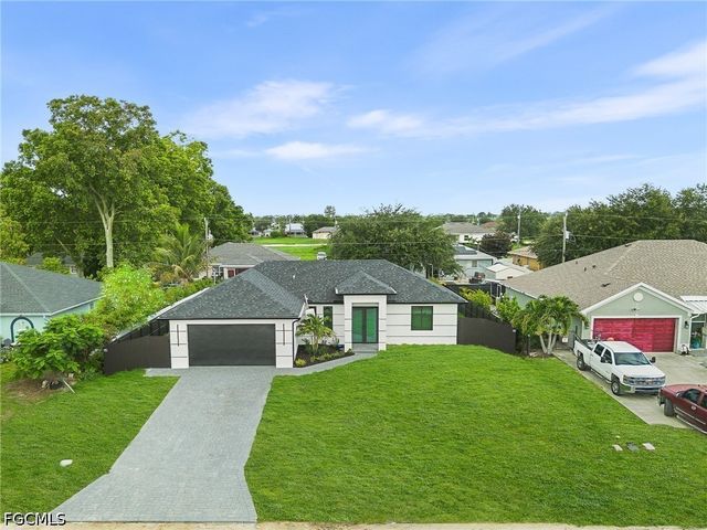 1414 NE 18th AVE, Cape Coral, FL 33909