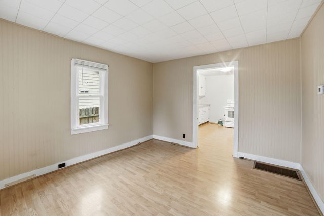 123 W Osceola Avenue, Reed City, MI 49677