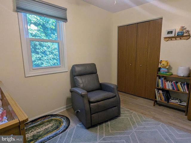 202 ADAMS DR, Womelsdorf, PA 19567