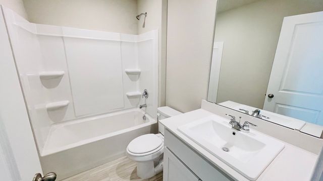 4248 TRICKLING CREEK Lane, Fort Worth, TX 76036