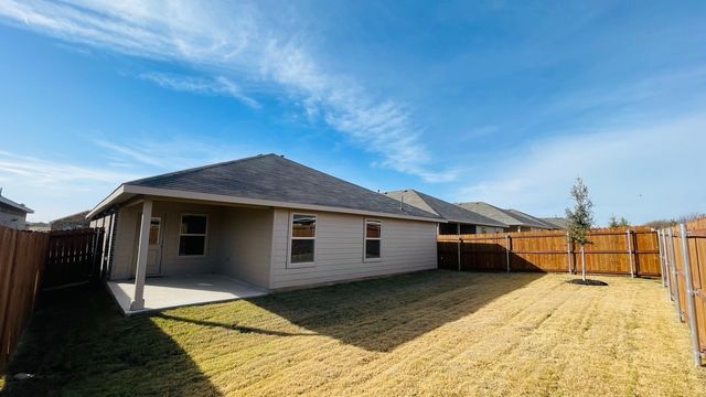 4248 TRICKLING CREEK Lane, Fort Worth, TX 76036