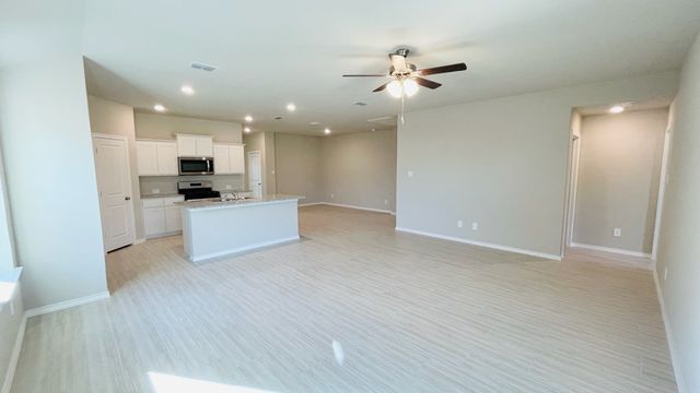 4248 TRICKLING CREEK Lane, Fort Worth, TX 76036