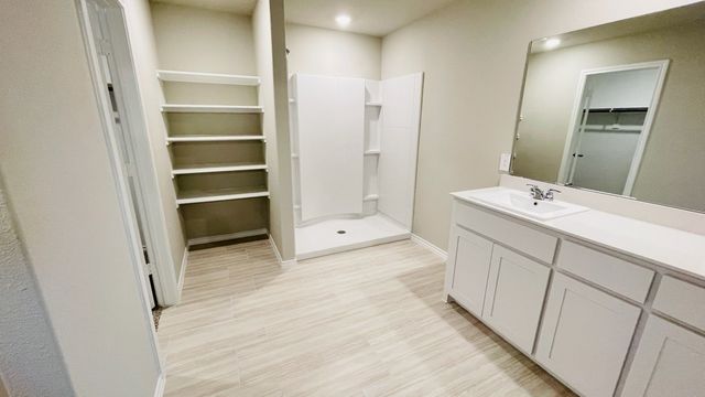 4248 TRICKLING CREEK Lane, Fort Worth, TX 76036