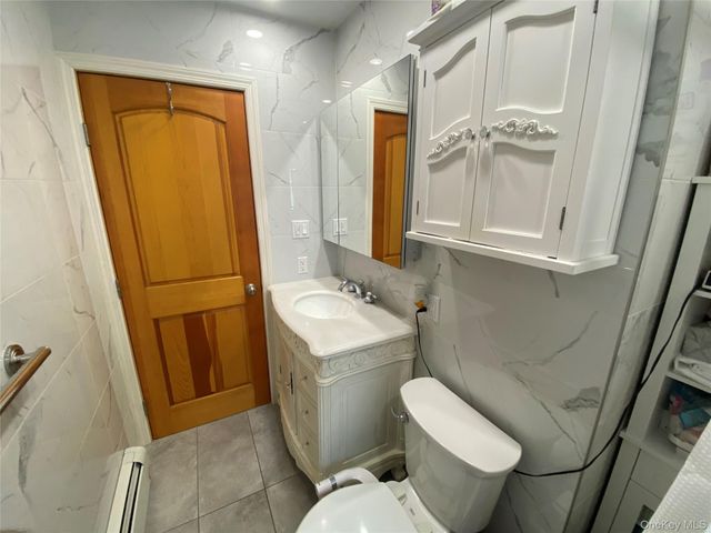 211 Madison Avenue, Franklin Square, NY 11010