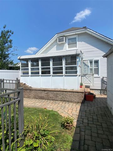 211 Madison Avenue, Franklin Square, NY 11010