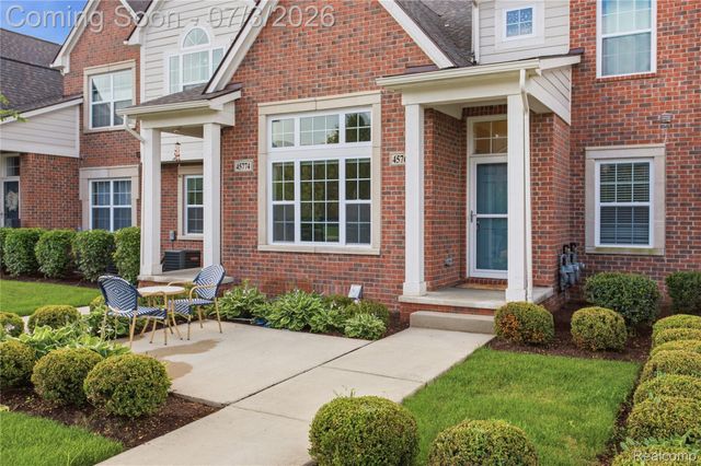45766 Aragon Lane, Canton Charter Township, MI 48187