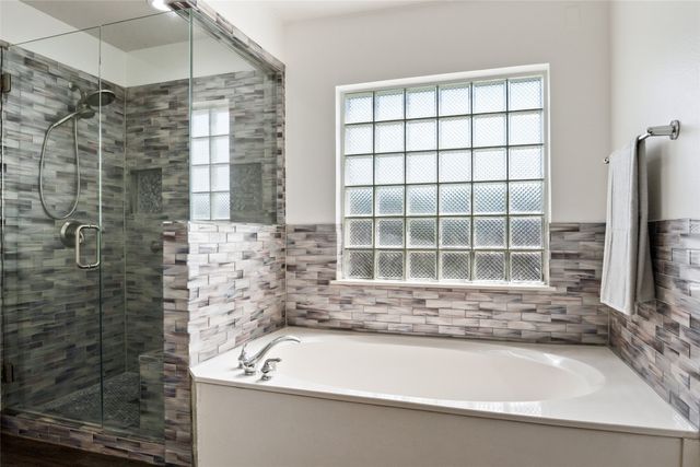 257 Cypress Point Drive, Gunter, TX 75058