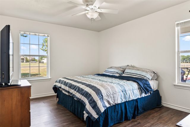 257 Cypress Point Drive, Gunter, TX 75058