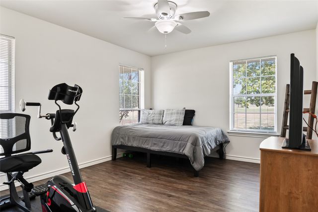 257 Cypress Point Drive, Gunter, TX 75058