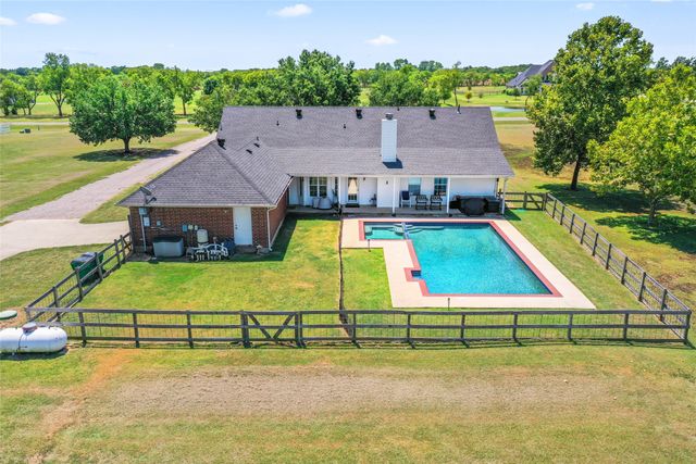 257 Cypress Point Drive, Gunter, TX 75058