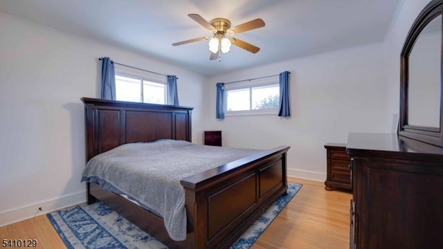 2 Center St, Holland Twp., NJ 08848