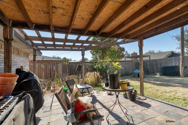 5 FAWNWOOD COURT, Wichita Falls, TX 76310