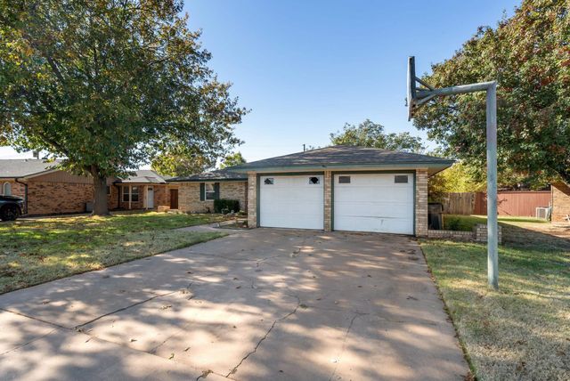 5 FAWNWOOD COURT, Wichita Falls, TX 76310