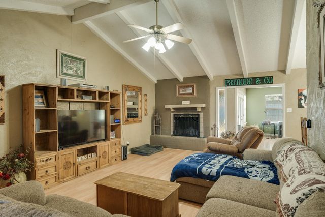 5 FAWNWOOD COURT, Wichita Falls, TX 76310