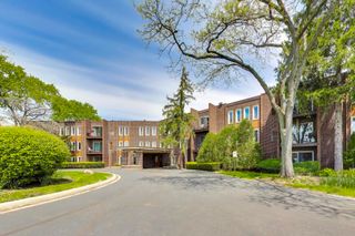 1425 Sandpebble Drive 104, Wheeling, IL 60090