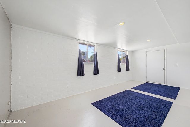 6516 E Nelson Drive, Tucson, AZ 85730
