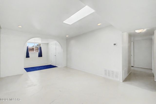 6516 E Nelson Drive, Tucson, AZ 85730