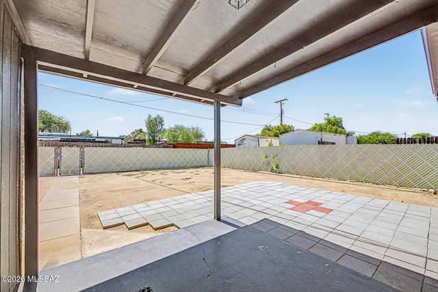 6516 E Nelson Drive, Tucson, AZ 85730